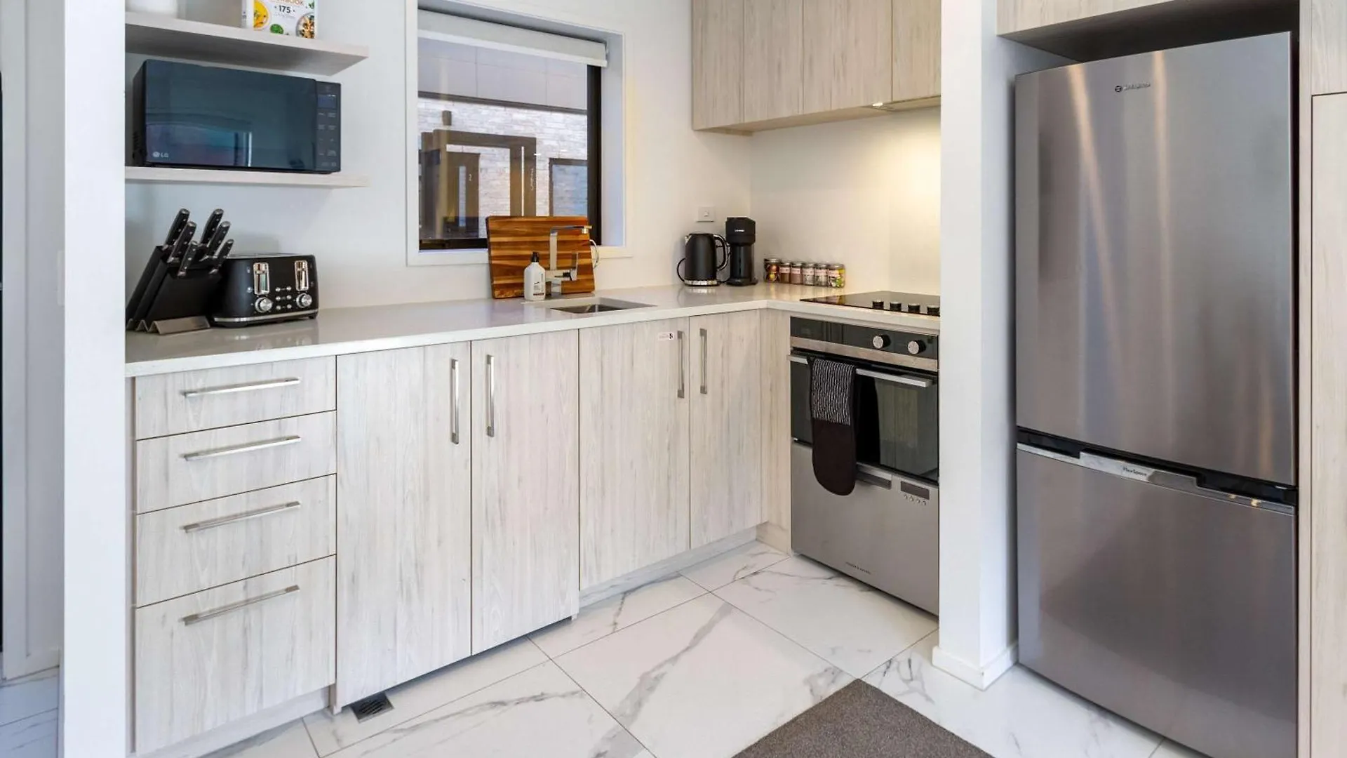 Cbd 2Br With Backyard - Walk Everywhere Christchurch New Zealand